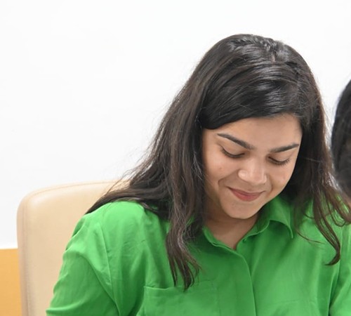 Nimisha Navneet Bhartiya Airways